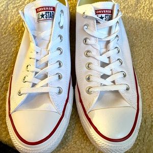 Brand new Men’s CONVERSE sneakers size 11
